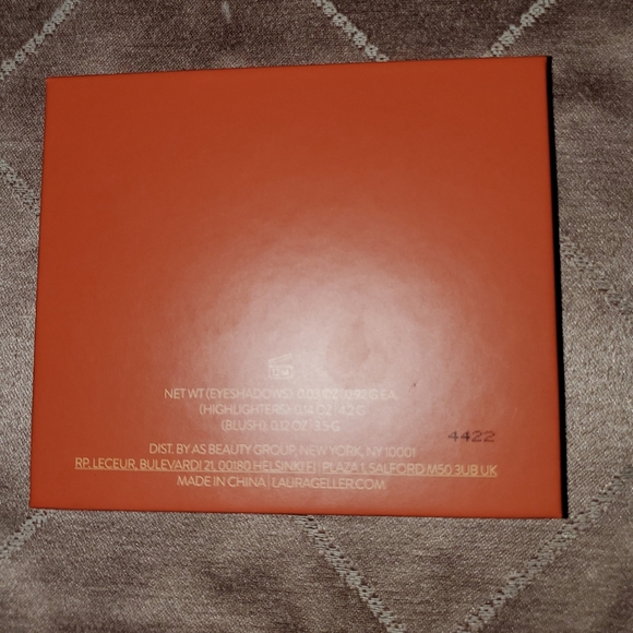 2 LAURA GELLER Full Face Palettes - Picture 10 of 10